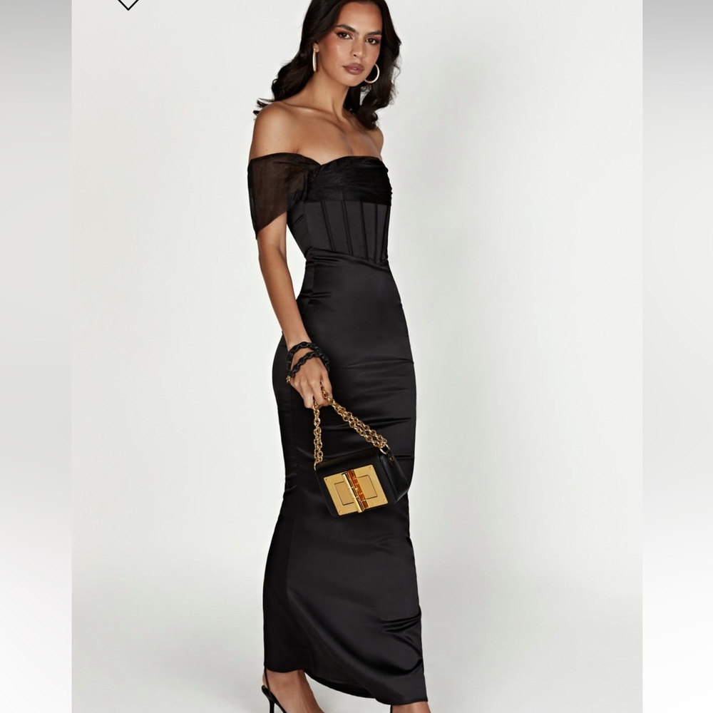 NWT Everly Off Shoulder Organza Satin Maxi Dress